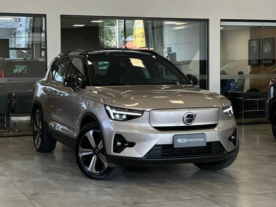 VOLVO XC40 P6 RECHARGE ELECTRIC PLUS VOLVO XC40 P6 RECHARGE ELECTRIC PLUS